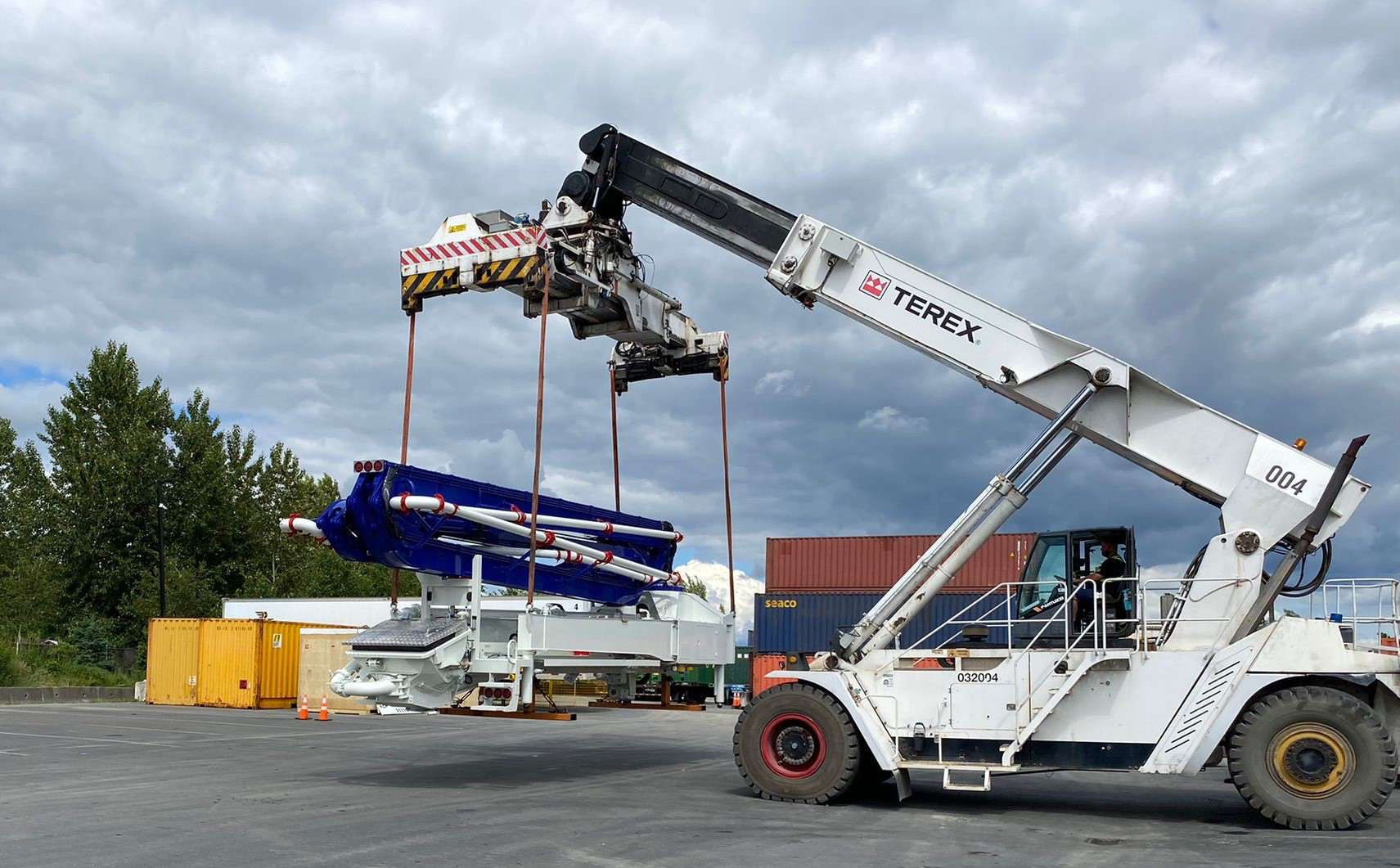 Terex Image Sample - Lotus Terminals